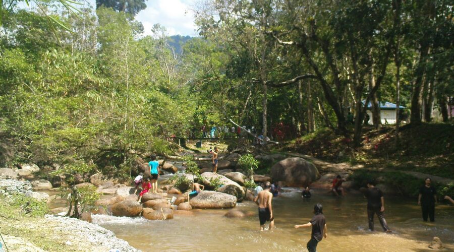 Raub: Air Terjun Pulau Chekas di Ulu Dong